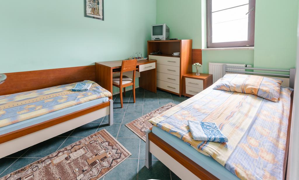 Adeo Hostel Bialystok Phòng bức ảnh