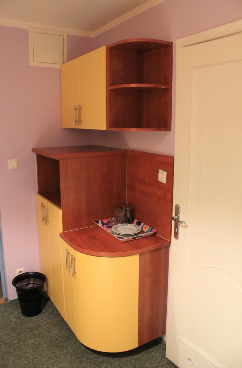 Adeo Hostel Bialystok Ngoại thất bức ảnh